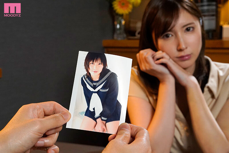 年上の妻みうに制服着せて青春SEX 大好きな妻の10代を妄想して出会った頃のようにハメ狂いした週末 仲村みう