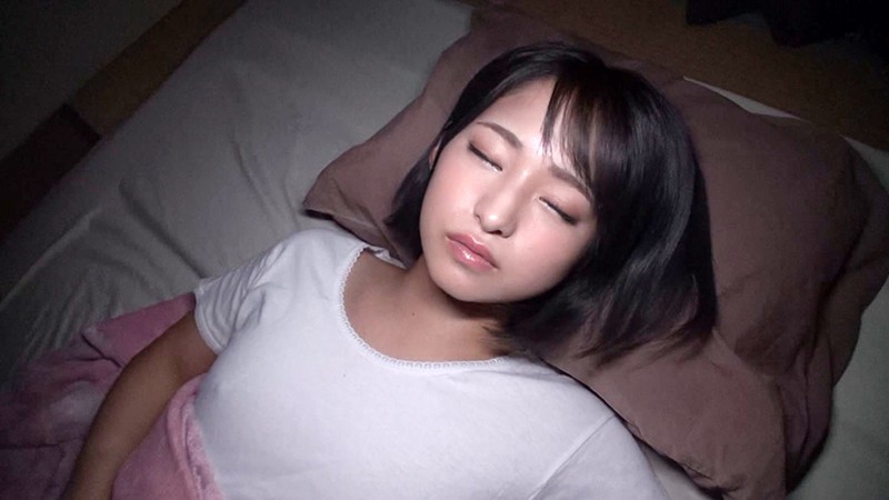 媚薬入り睡眠薬で昏●状態の美少女たちに夜●い中出し！！8人8中出しVol.3