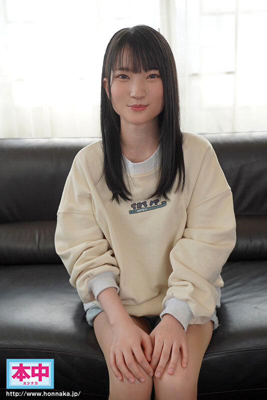 時給1000円の牛丼屋でアルバイト 田舎育ちの天然美少女 はじめてのナマ中出し 伊織ひなの