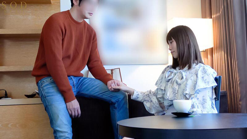 「ひさしぶり。きのう祐天寺いた？」2年間ブロックされてたセフレ（♀）から突然の連絡…結婚したはずの花南と久々の再会。なんでも旦那が浮気してるがどーのとかブツクサ言ってたが一向に頭に入ってこずテキトーに相槌うってホテルへ連れ込んでたっぷり生マン… 天宮花南