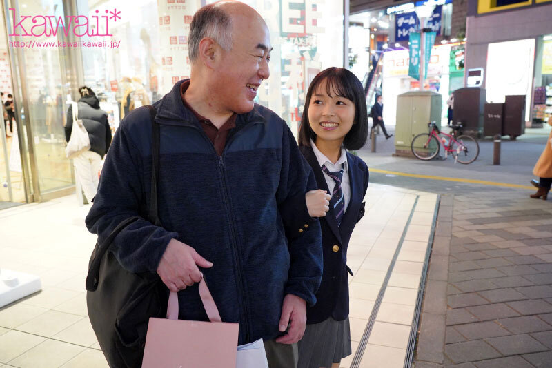 唾液交換ベロベロ顔面アナル舐めイラマネバスペごっくん男潮最後は中出しもOK！ 「もうおじさん無理だってばぁ…」絶頂直後の中年チ●ポに追撃舐め濃厚パパ活デート 日向なつ