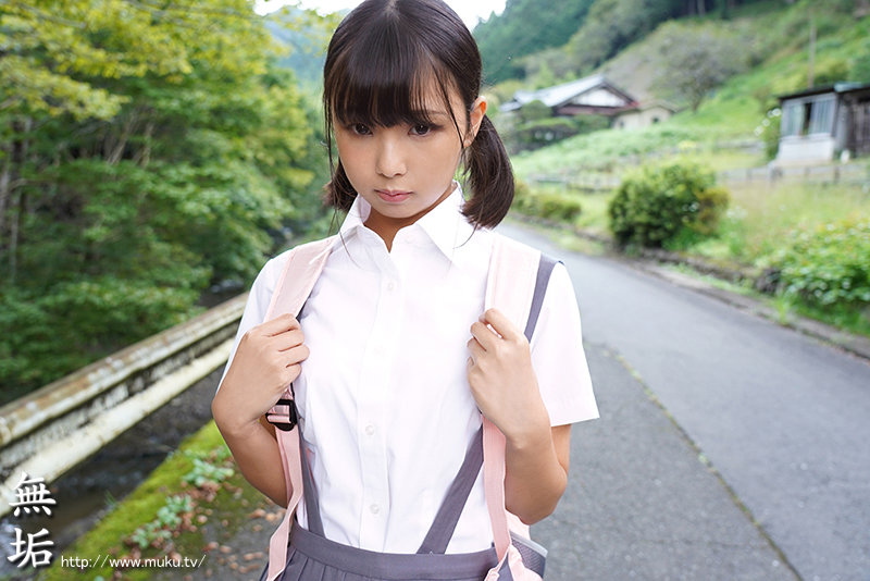 ぼくの愛する田舎の少女。 古民家でパイパン少女とたっぷり中出し 市来まひろ