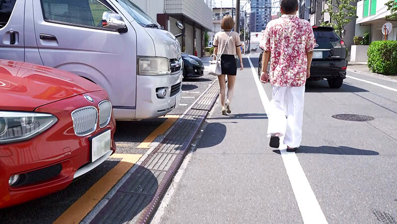 リカ 女を連れ去りオモチャにした